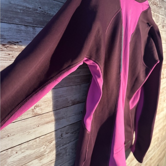 The North Face Purple and Pink 1/2-Zip Pullover Small. EUC - Picture 9 of 9